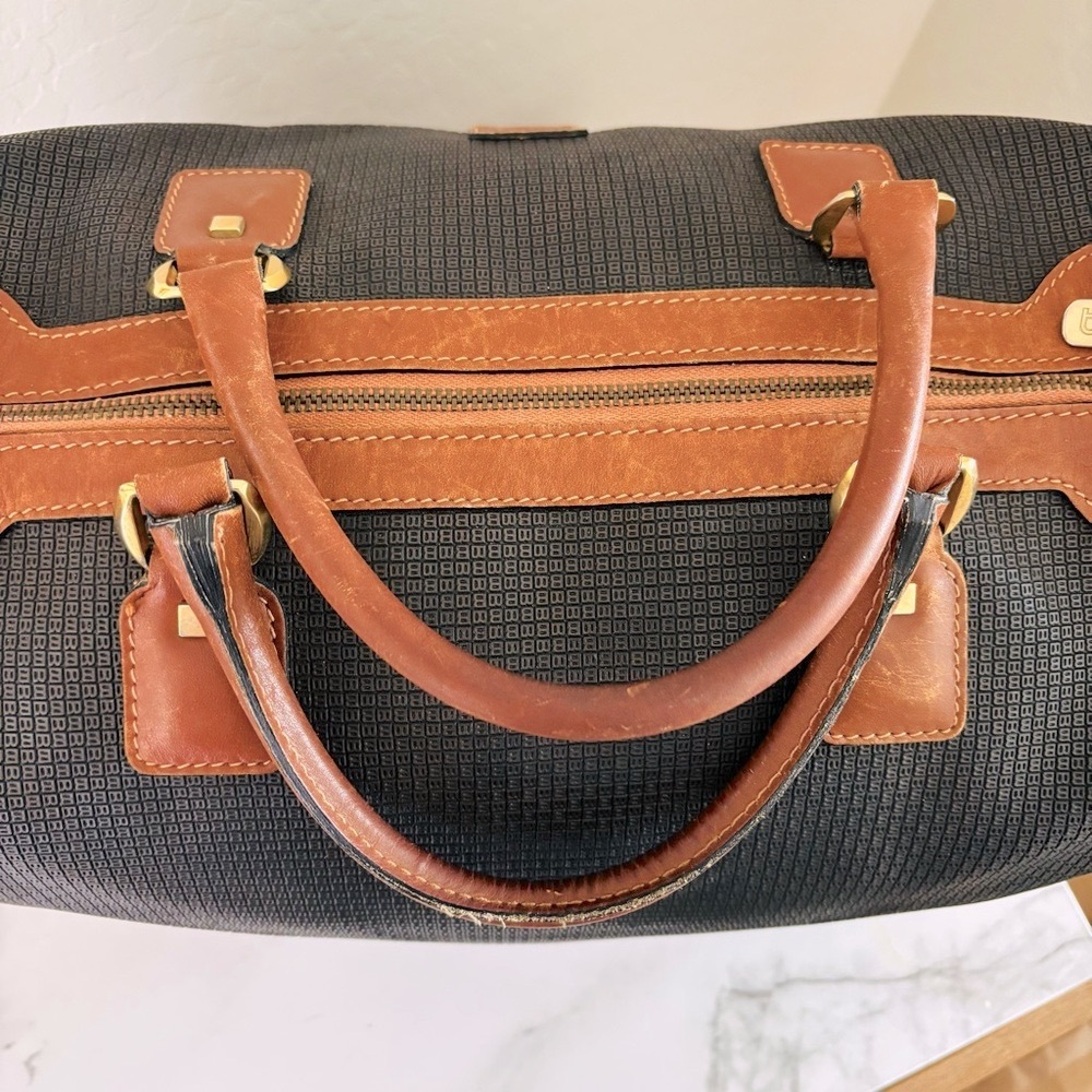 Bally‎ B Logo Boston Style Leather Bag in Black & Brown - Picture 7 of 16